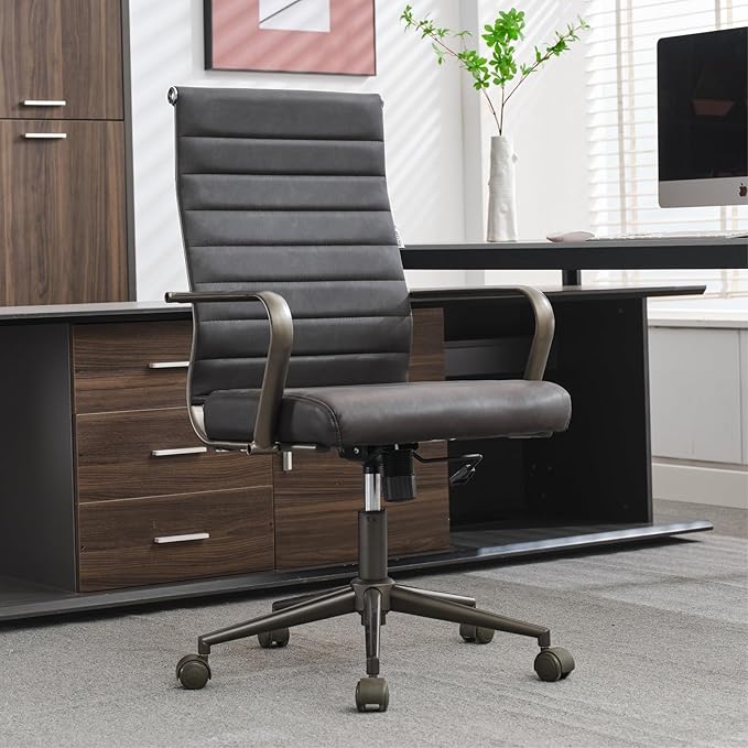 Okeysen Office Desk Chair Conference Room Chairs Modern Ergonomic Executive Swivel Chair Adjustable Height PU Leather Home Desk Chair with Armrests Comfy Computer Task Chairs with Wheels (Retro Black)