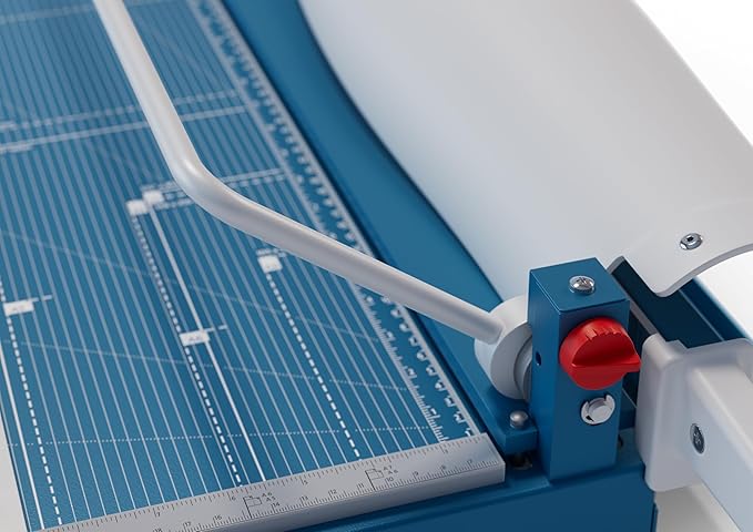 Dahle 567 Premium Guillotine Trimmer, 21" Cut Length, 35 Sheet Capacity, Self-Sharpening Blade, Manual Clamp, w/Safety Guard