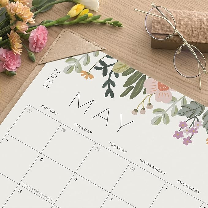 Desk Calendar 2025-2026 with Desktop Mat, Cabbrix Large Desk Pad Calendar 22 x 17 Inch Runs From July 2025 to December 2026, Floral Design Calendar 2025 for Home School and Office (Apricot)